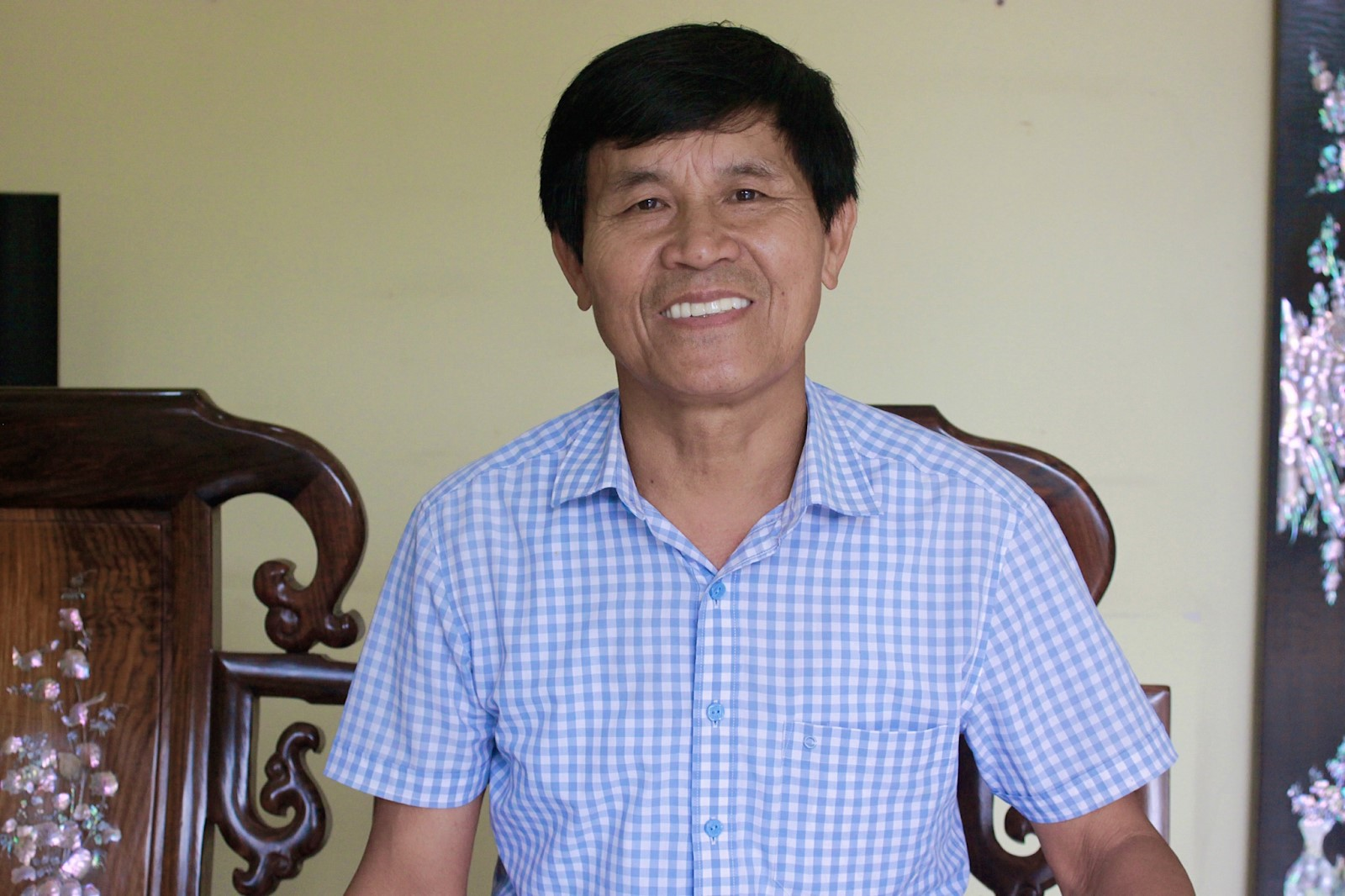 Nghệ nhân nghề mộc 23 năm “thổi hồn” vào cây cảnh